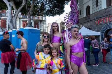 El Carnaval 'okupa' las calles del casco antiguo de la capital (Foto José Francisco Fernández Belda)